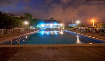 Signature Skys Guest Apartments 킹스톤 외부 사진